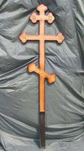 На фото - Крест на могилу, арт. 006 от ритуальной службы ГорСпецРитуал в Орле