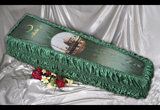 На фото - Мусульманский гроб, модель №14 от ритуальной службы ГорСпецРитуал в Орле