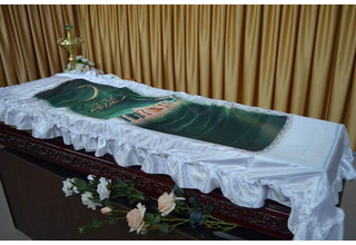 На фото - Мусульманский гроб, модель №17 от ритуальной службы ГорСпецРитуал в Орле
